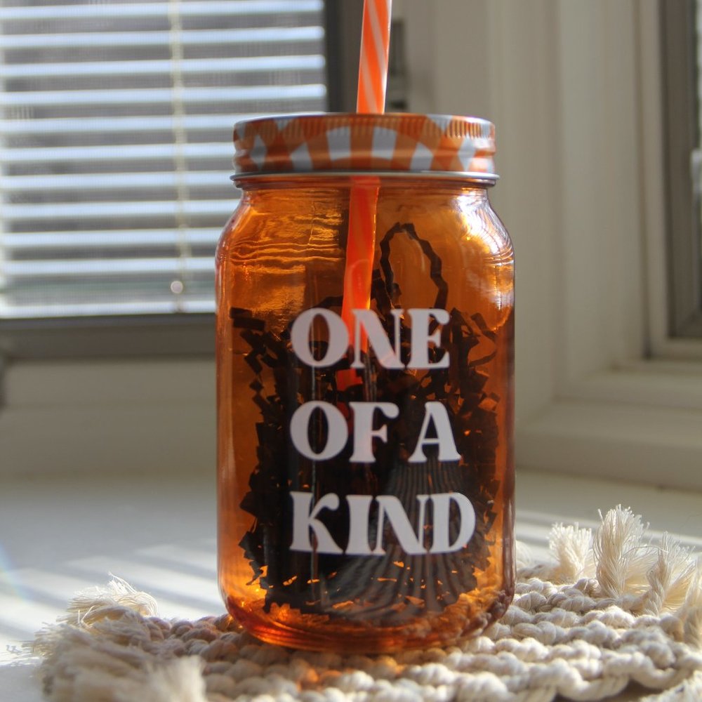 GLASS JAR WITH LID & STRAW